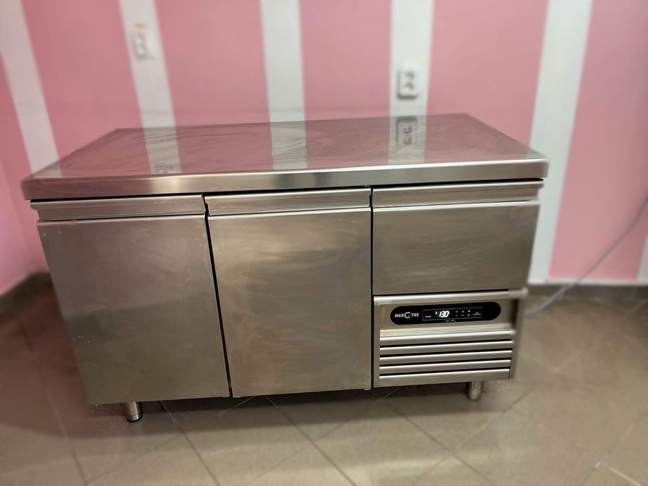 Masa rece MERCATUS  î 87 x Lu. 132 x A 70  1550€