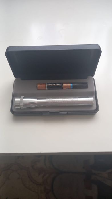 Фонарик Mini Maglite