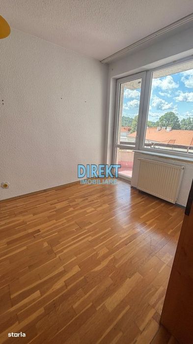 Apartament 3 camere Piața Petru Rareș