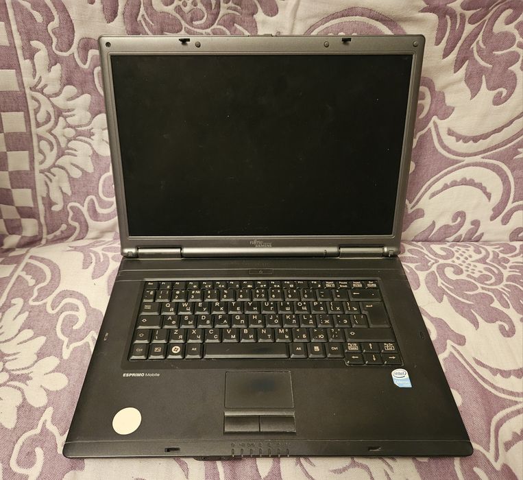 Ноутбук Fujitsu v5535