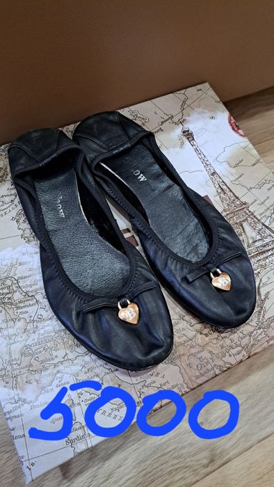 Продам женскую обувь