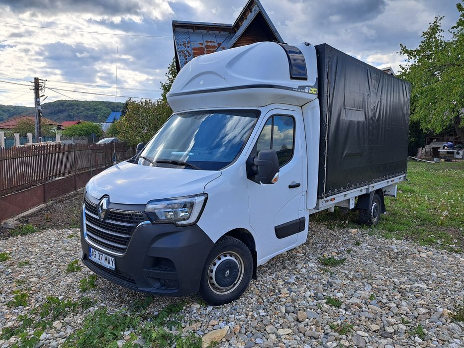 Vând sau schimb Renault Master din 2020  8 euro paleti