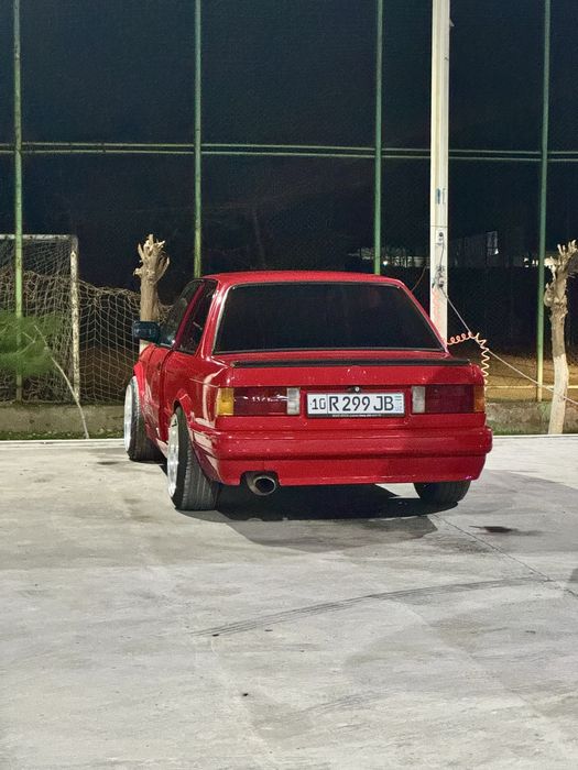 BMW e30 coupe 1984 yil, m50 b2,5 dvigitel