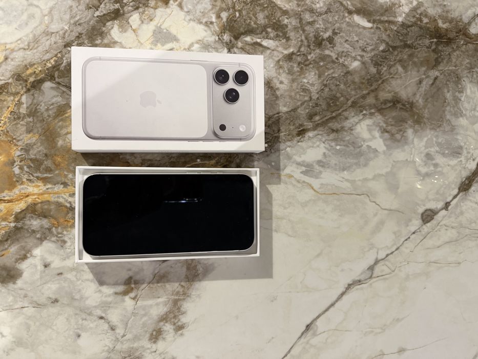 IPhone 17 Pro Max Silver 256GB