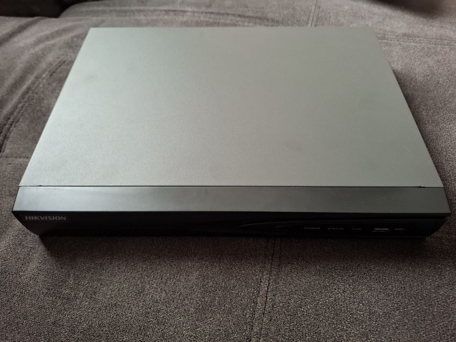 NVR Hikvision 8 канален