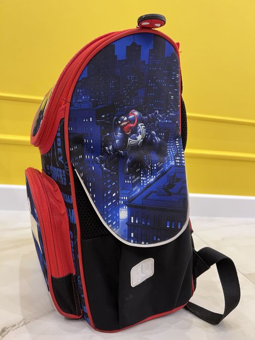 Продам школьный рюкзак