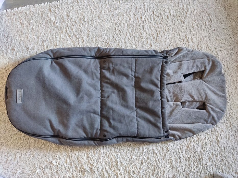 Лятна количка cybex balios S + зимен чувал в същия цвят и дъждобран