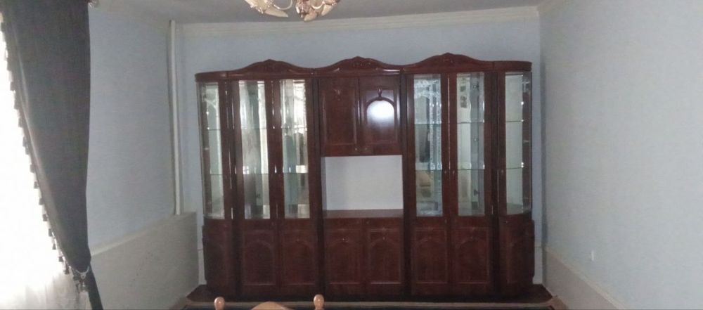 Mehmonxona uchun mebel