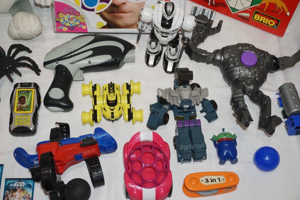 Лот от Детски играчки и Бордови игри