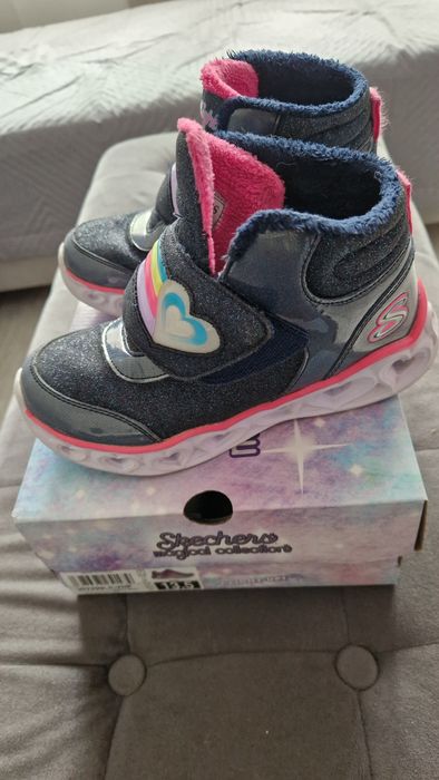 Есенно-зимни обувки Skechers за момиче 31 номер