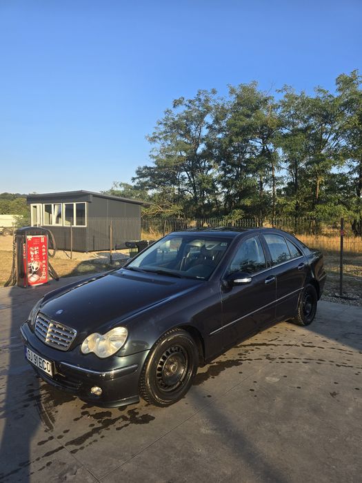 Mercedes c220 w203 facelift