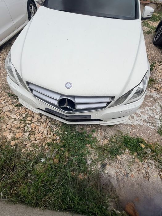 На части Мерцедес E-Class A207 Кабриолет Mercedes E 250 Covertible OM651 ръчка w207 cabriolet н740