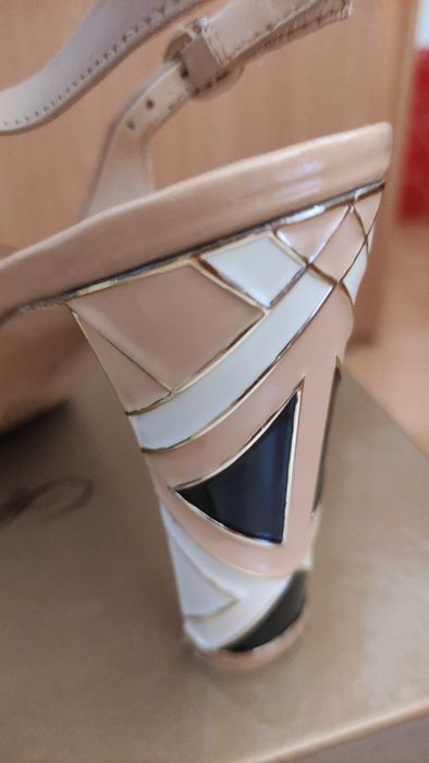 Sandale elegante din piele