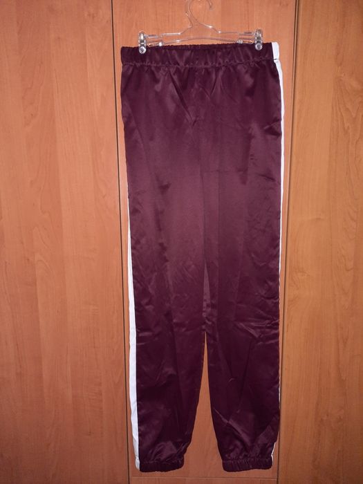 Дамски спортен комплект