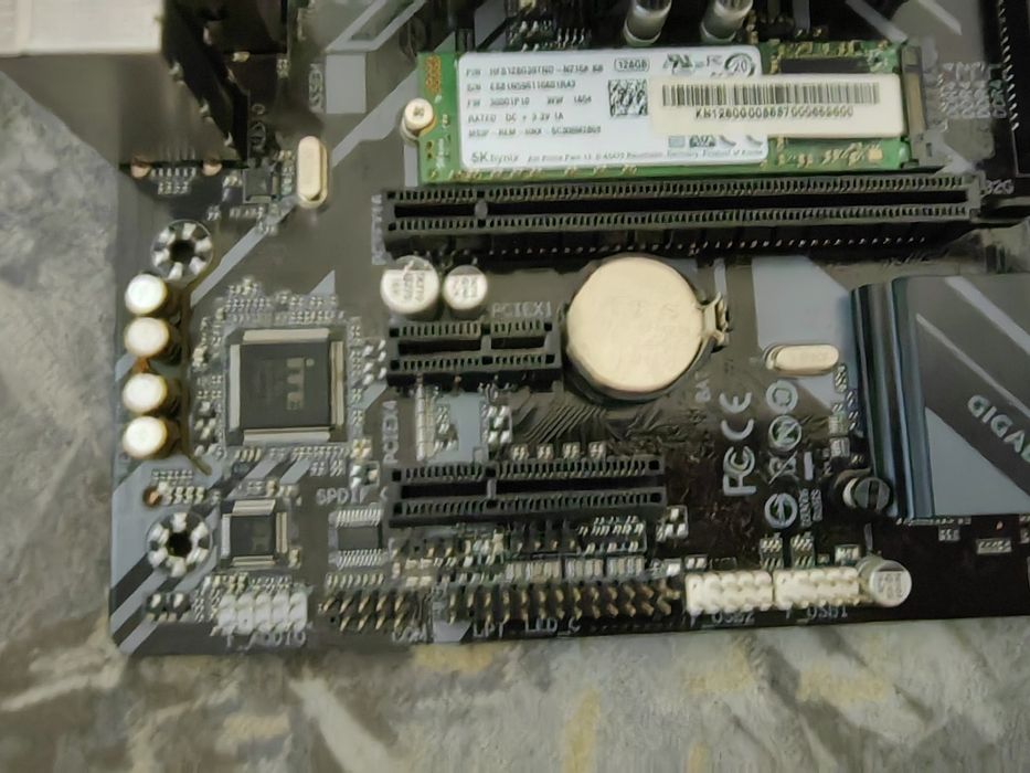 kit placa de baza i5 8400 cu nume 128 gb