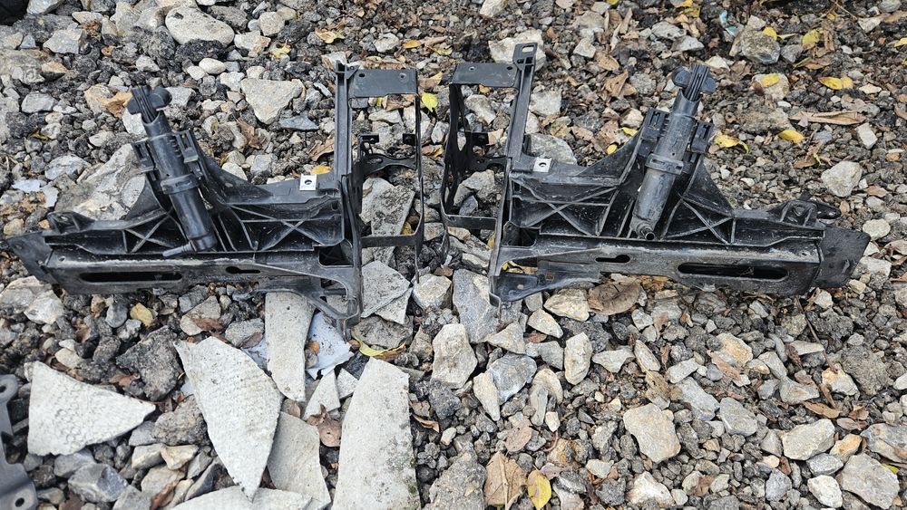 Маска/Греди/Основи за фарове/Пръскалки за фарове за BMW F10/F11