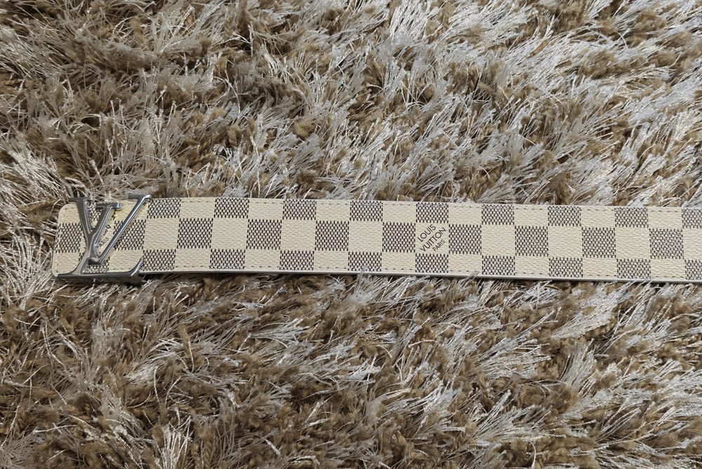 Curea bărbați stil LV – mărimea 42 / 105 cm – stare foarte bună