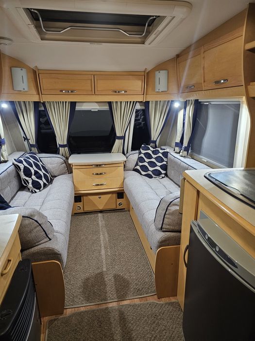 Rulota Elddis Avante 2011