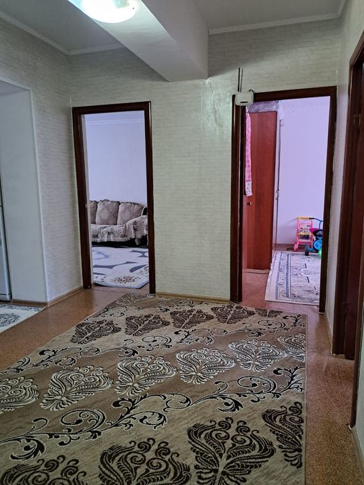 Продам квартиру .