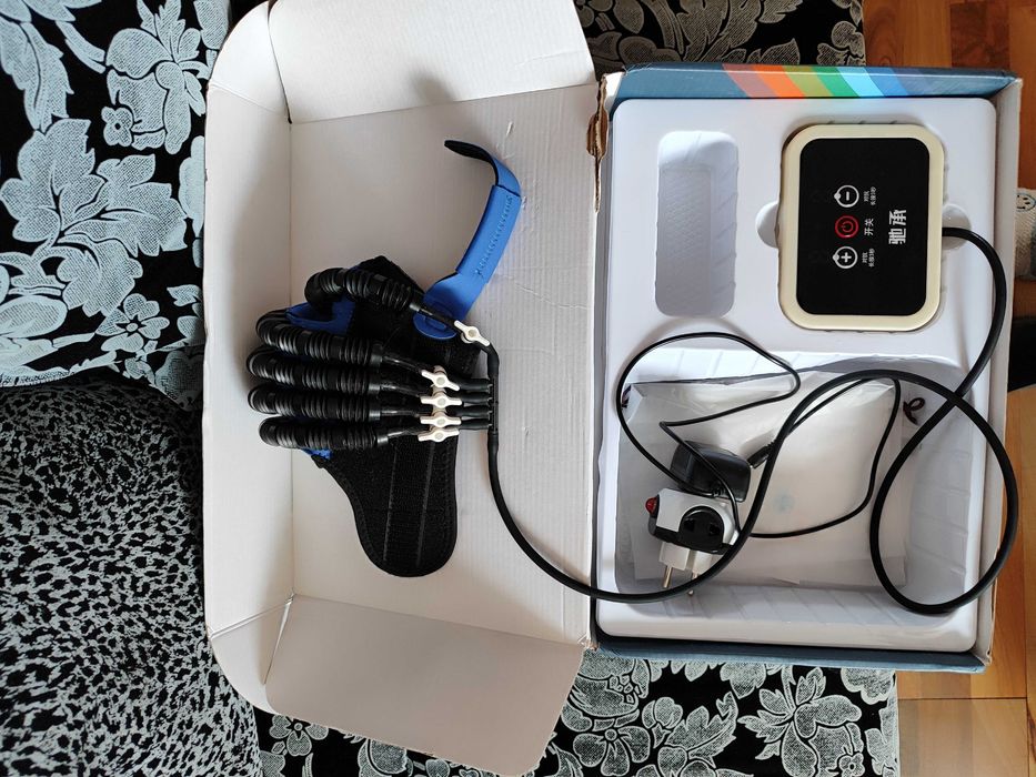 Продам массажёр для левой кисти