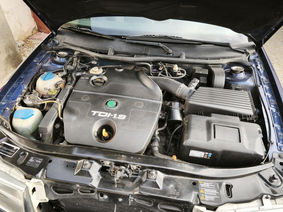 Vând Skoda Octavia Tour