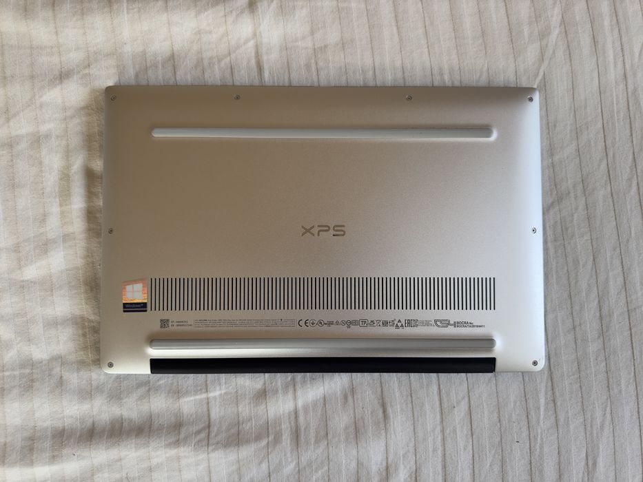 Vând Laptop XPS 9380
