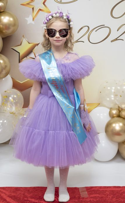 Платье нарядное  5-7лет