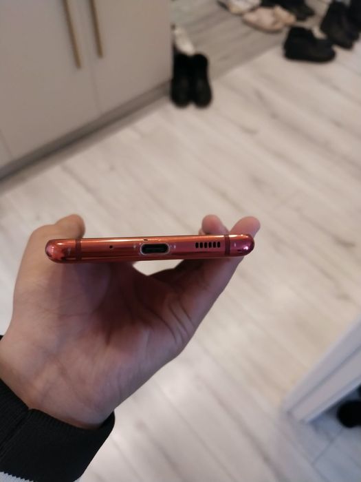 Samsung S20 FE срочно