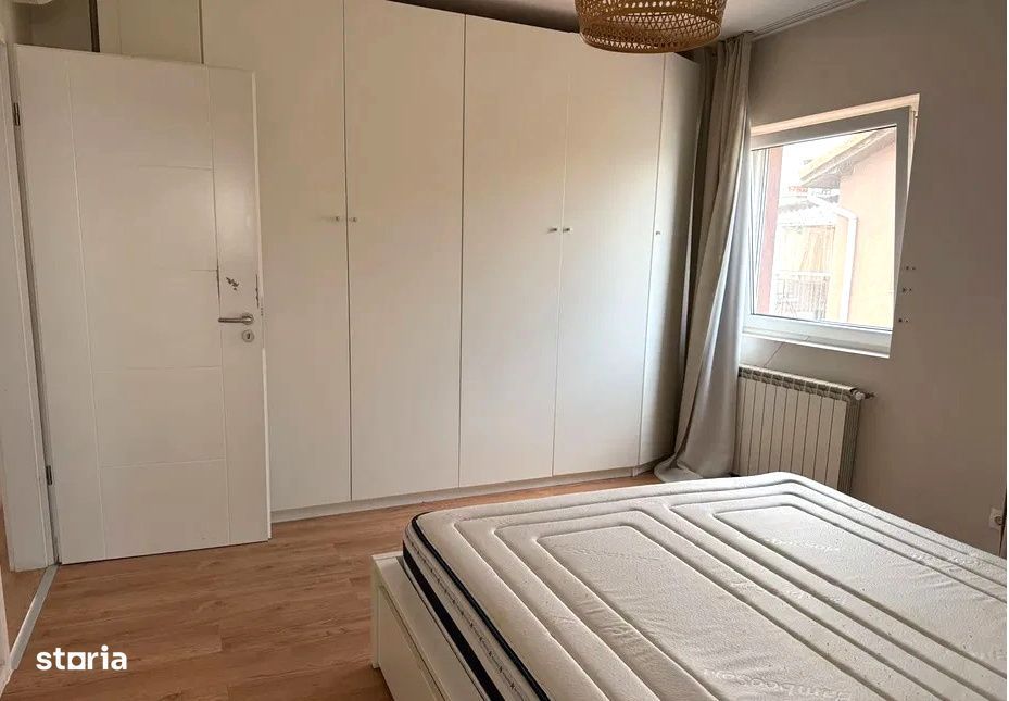 Apartament de 3 camere de inchiriat | Terasa 41 MP | Parcare | Scoala