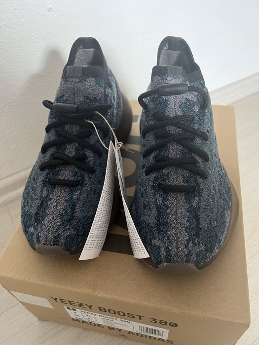 Yeezy boost 380 Covellite