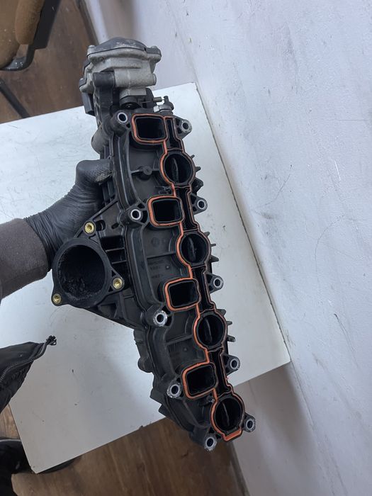 Galerie admisie cu motoras 03l129711AG Audi A4 B8 2.0 A3 A5 CGL CAHA