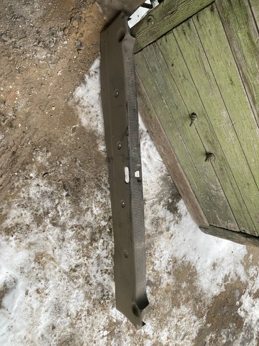 Обшивка багажника Ауди