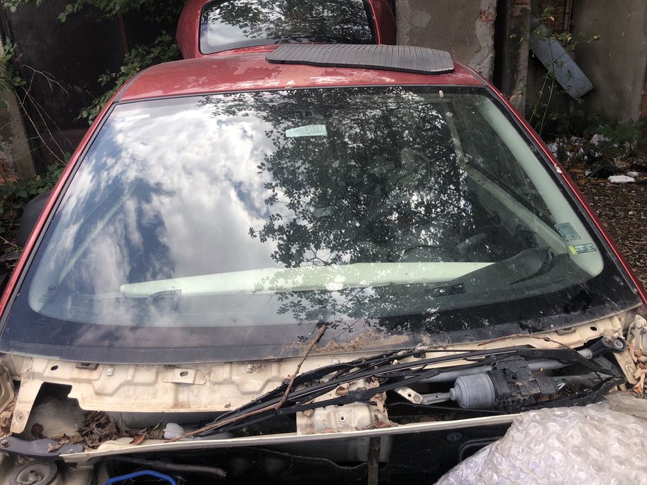 Челно стъкло за lancia ypsilon ланчиа ипсилон 2004 - 2011