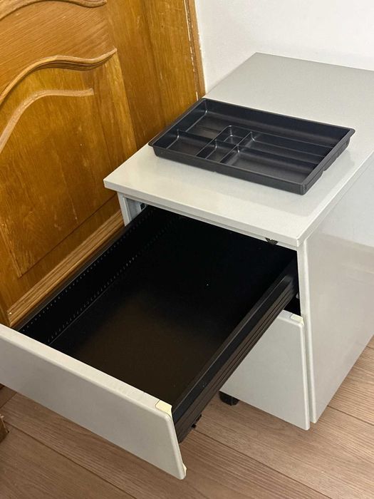 dulap mobil cu roti Steelcase tip rollbox birou balcon garaj depozitare diverse metal metalic integral 2 sertare 1 sertar biblioraft alta destinatie