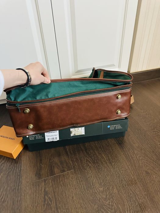 Geanta de voiaj /servieta / geamantan , mare din piele si impermeabila