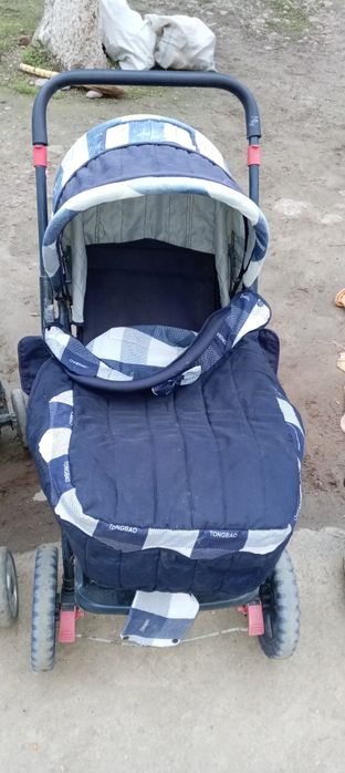 Продаётся 2-Детские коляски в рабочем состоянии