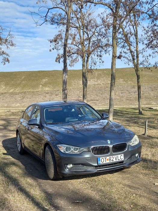 BMW F30 320d x-drive 184 CP-2013-Navi Pro,dotări premium