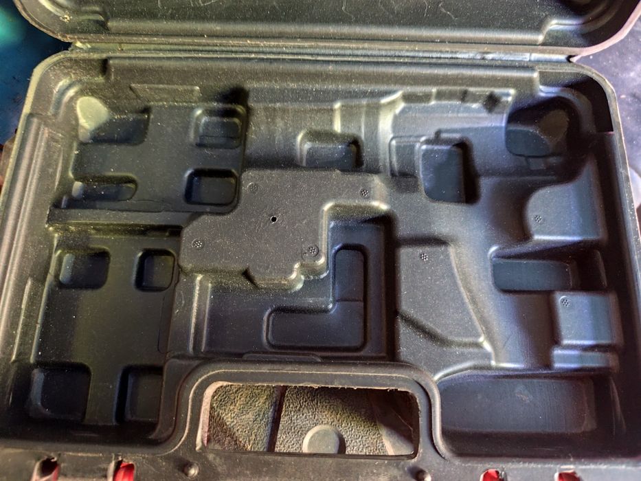 Кейс, чемодан от шуруповерта