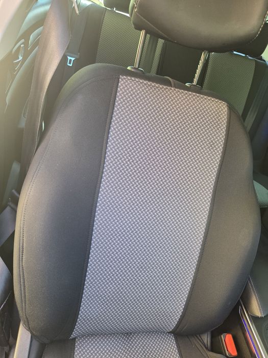 Huse dedicate Renault Megane 4