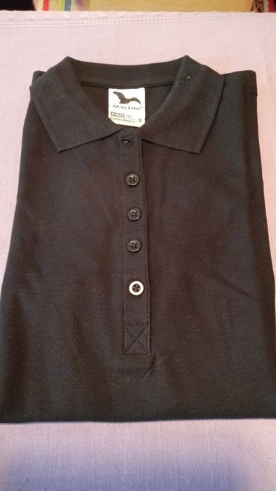 Tricouri pentru femei și bărbați diferite mărimi și culori