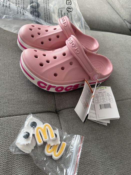 Продам crocs шлепанцы на девочку 34-35размер