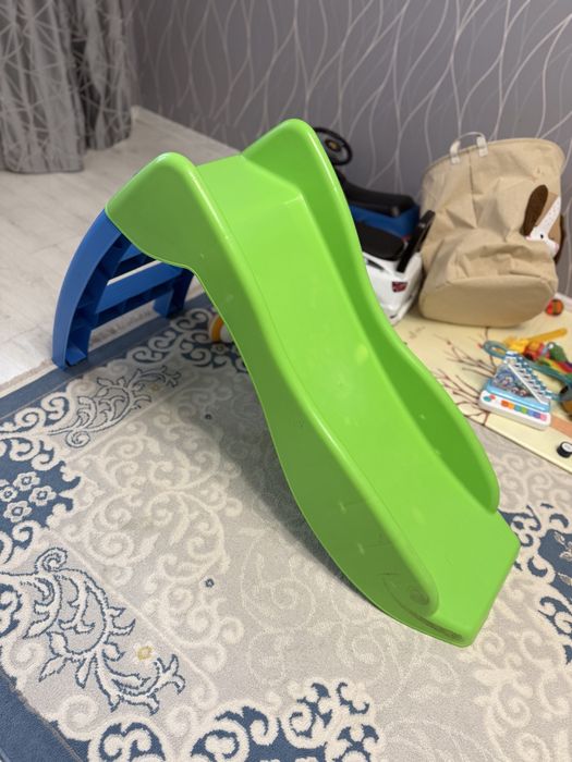 Продам детскую горку