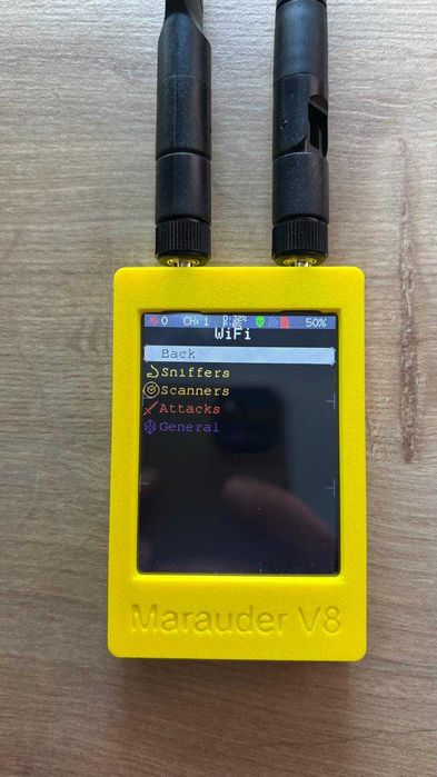 Device Hacking Pentesting ESP32-C5 WiFi Marauder V8 cu Ecran Tactil 2.8" – Dual Band Wi-Fi 2.4 GHz / 5 GHz, Bluetooth, GPS