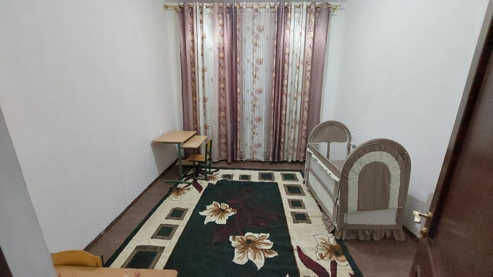 Yangihayot tumani Gulzor mahallasida ijaraga uy bor. Food sityga yaqin