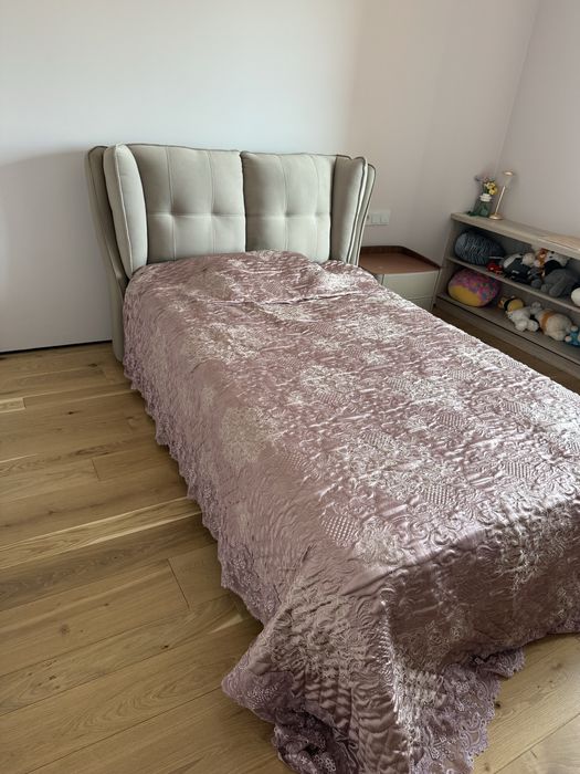 Продам полуторную кровать