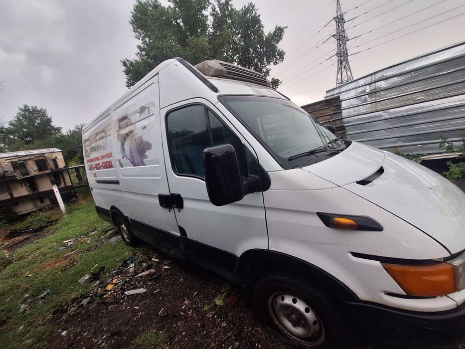 НА ЧАСТИ !2.8 /6 скорости iveko daily