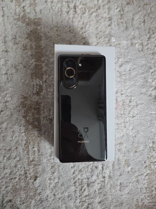 Vand HUAWEI NOVA 10 într-o stare perfecta .