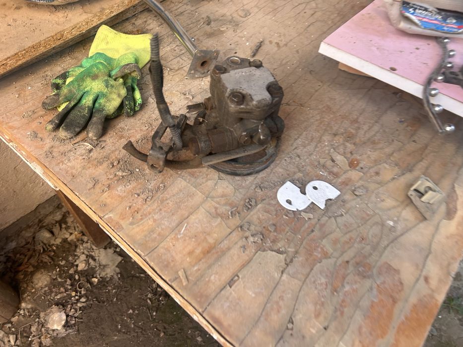 Двигатель и ЗП для киа рио 2005