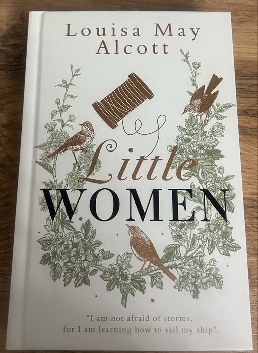 Книга “Little Women”