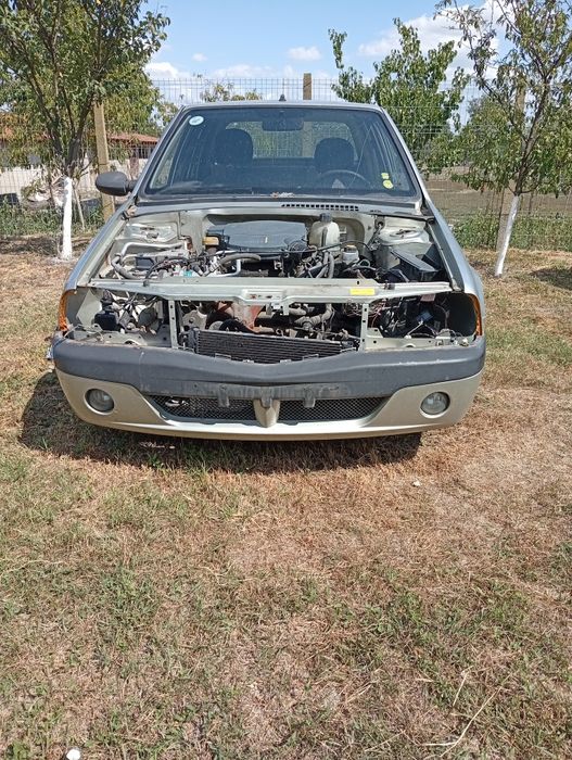 Vând Dacia Solenza